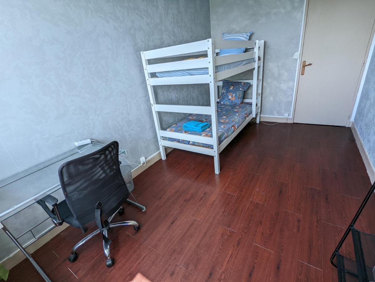 Bellejoie - Appartement T3- Poitiers Sud - Direct Futuroscope - Parking Et Wifi Gratuit Kültér fotó